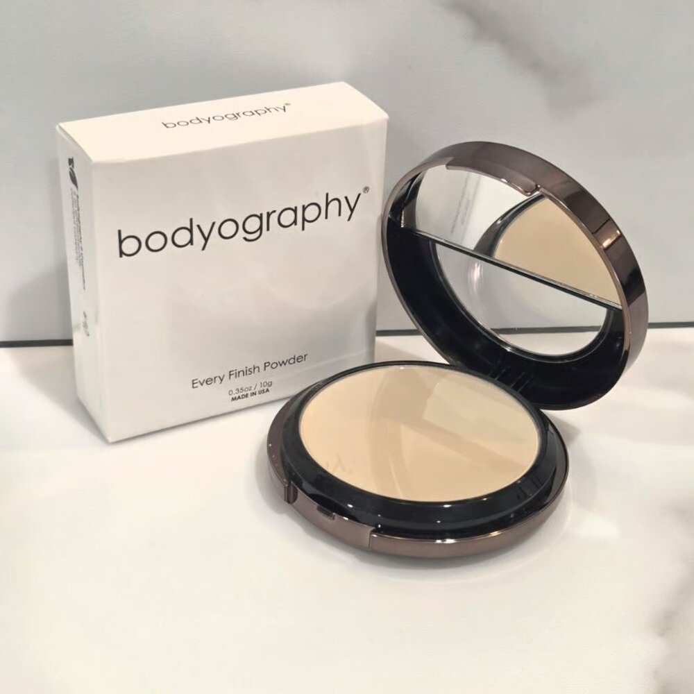 Bodyography Light/Med Every Finish Powder #40